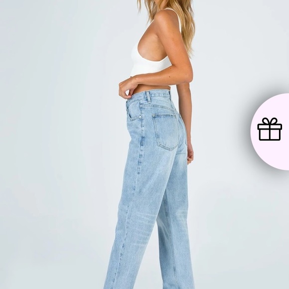 SOLD! SOLD! SOLD!😁♥️HOLLY ASYMMETRIC STRAIGHT LEG JEAN LIGHT WASH DENIM Size 0 - Picture 7 of 10